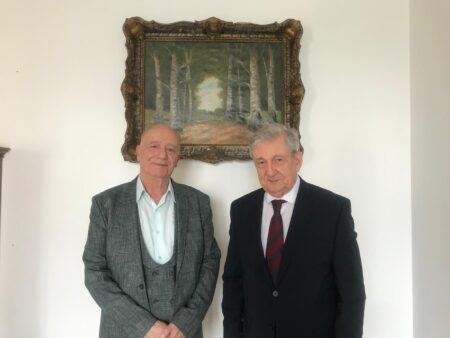 زيارة لمستشار رئيس الوزراء المجري للعلوم والحضارة